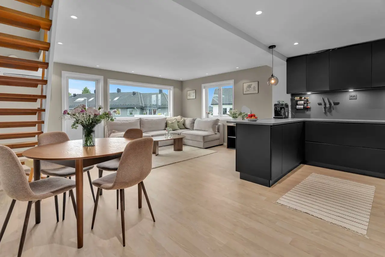 Freyasdalsveien 33, Kristiansand S